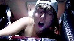 Gagica lui face sex pervers si inghite sperma